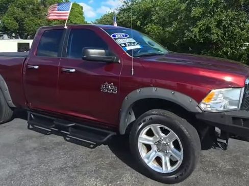 Used 2017 RAM 1500 Classic SLT AWD/4WD image 6