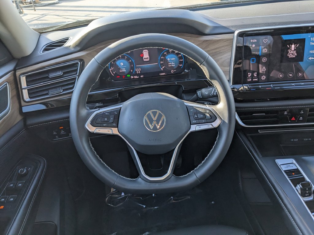 Certified 2024 Volkswagen Atlas SE FWD image 14