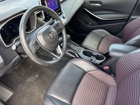 Used 2024 Toyota Corolla XSE FWD image 9