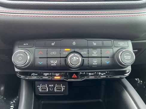Used 2026 Dodge Durango GT AWD/4WD image 29