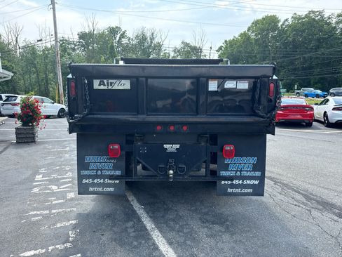 Used 2022 RAM 5500 Tradesman AWD/4WD image 4