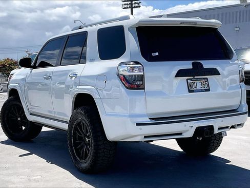Used 2021 Toyota 4Runner Limited RWD image 4
