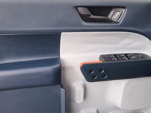 Used 2024 Ford Maverick XLT image 22