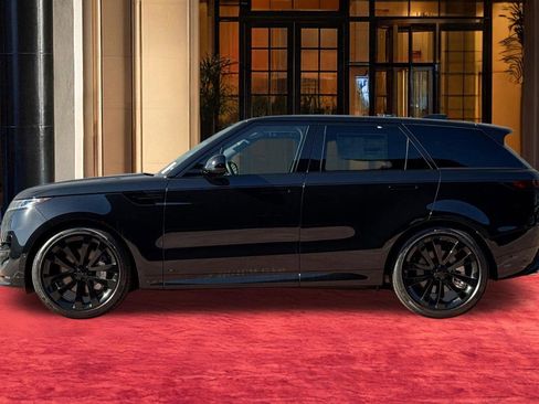 New 2026 Land Rover Range Rover Sport Dynamic SE AWD/4WD image 2