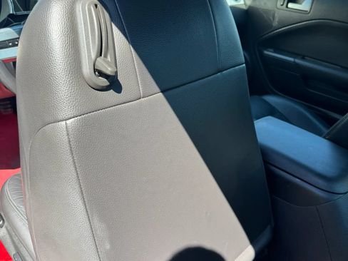 Used 2006 Ford Mustang GT Premium RWD image 35