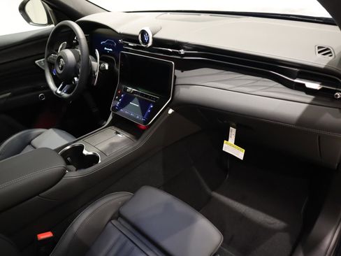 New 2025 Maserati Grecale Modena image 17