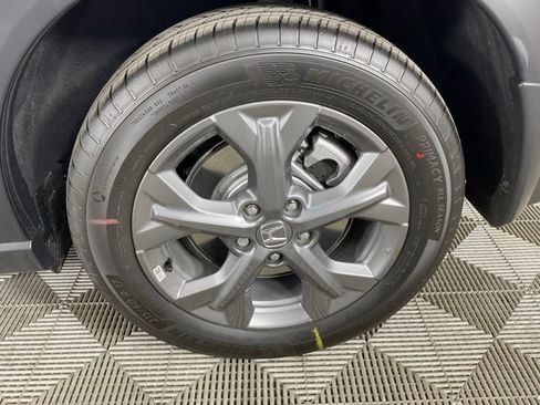 Used 2027 Honda HR-V LX image 29