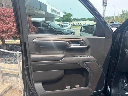 Used 2023 GMC Sierra 1500 Elevation AWD/4WD image 9