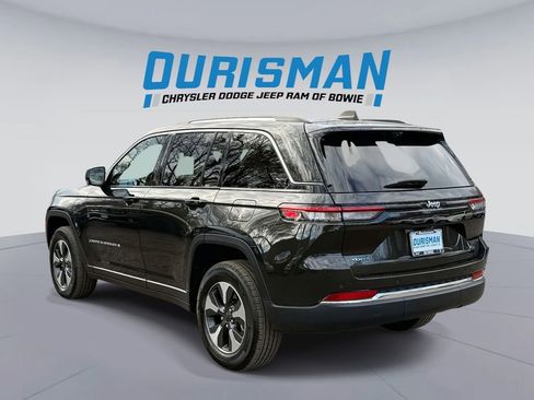 Used 2023 Jeep Grand Cherokee 4WD 4xe w/ Luxury Tech Group II image 4