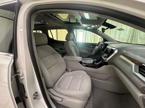 Used 2018 GMC Acadia SLE w/ Driver Alert Package I FWD image 18