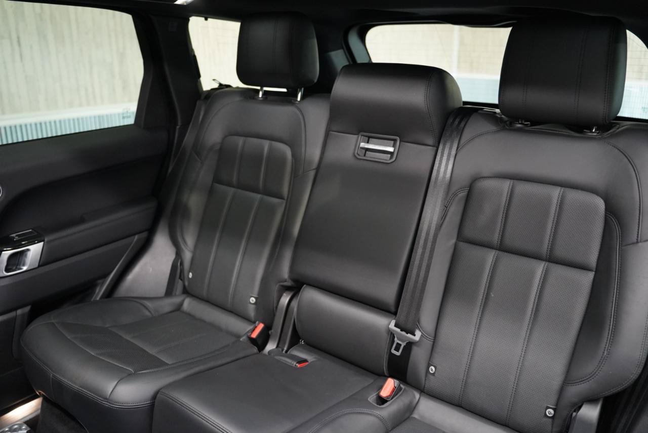 Used 2018 Land Rover Range Rover Sport HSE AWD/4WD image 34