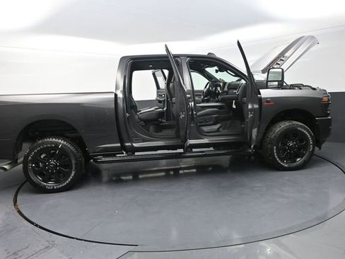 New 2026 RAM 2500 Laramie w/ Night Edition AWD/4WD image 37