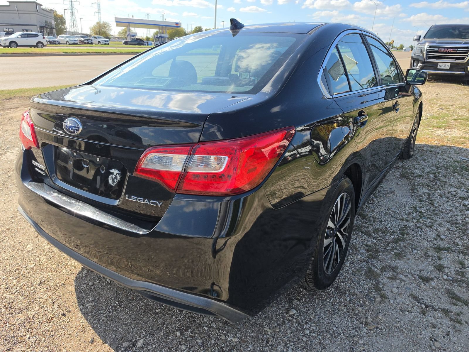 Used 2019 Subaru Legacy 2.5i Premium AWD/4WD image 3