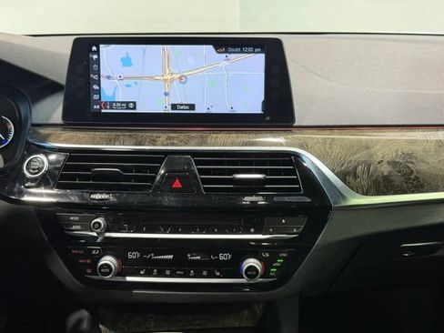 Used 2018 BMW 530i RWD image 17