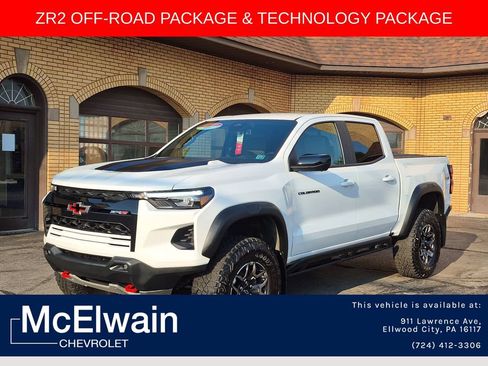 Used 2025 Chevrolet Colorado ZR2 w/ Technology Package AWD/4WD image 11