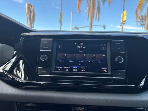 Used 2024 Volkswagen Taos S FWD image 20