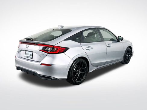 Used 2024 Honda Civic Sport image 8