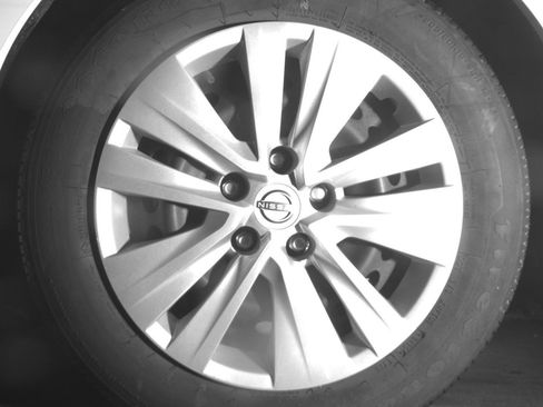 Used 2025 Nissan Sentra S image 12