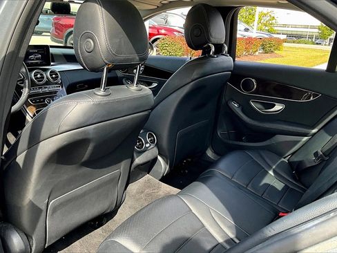 Used 2017 Mercedes-Benz C 300 4MATIC Sedan image 33