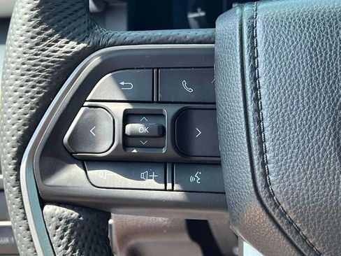 Used 2024 Toyota Tacoma TRD Sport w/ TRD Sport Upgrade Package image 24