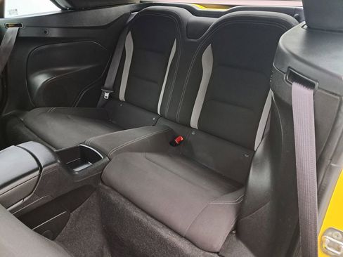 Used 2017 Chevrolet Camaro SS image 20