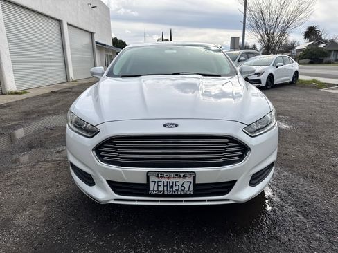 Used 2014 Ford Fusion SE image 8