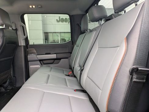 Used 2025 Ford F150 Lariat AWD/4WD image 14