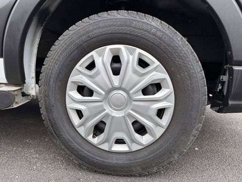 Certified 2024 Ford Transit 250 Low Roof w/ Exterior Upgrade Package RWD image 7
