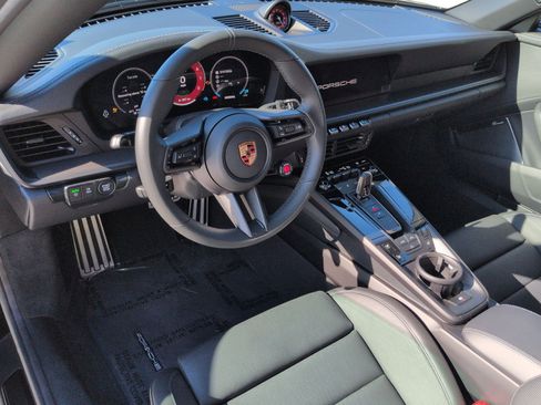 New 2026 Porsche 911 Carrera GTS RWD image 4