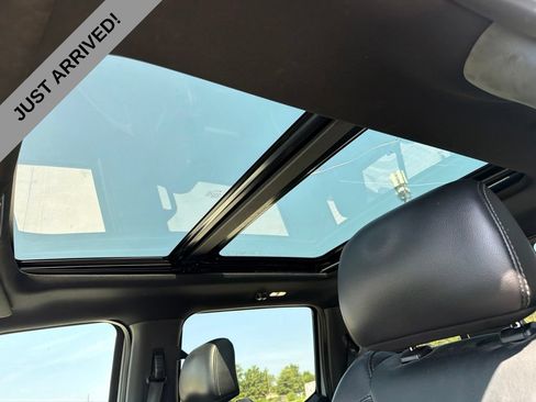 Used 2017 Ford F150 Raptor w/ Equipment Group 802A Luxury AWD/4WD image 12