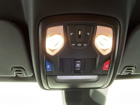 Used 2025 RAM 1500 Warlock AWD/4WD image 23