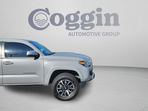 Used 2020 Toyota Tacoma TRD Sport RWD image 32