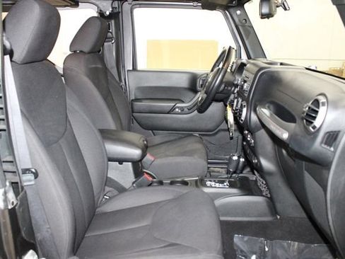 Used 2016 Jeep Wrangler Sport w/ Quick Order Package 24S AWD/4WD image 44