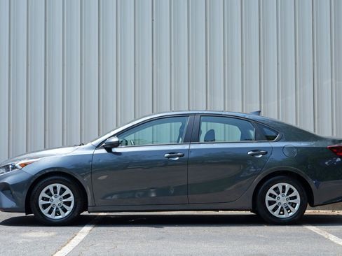 Used 2024 Kia Forte LX FWD image 8