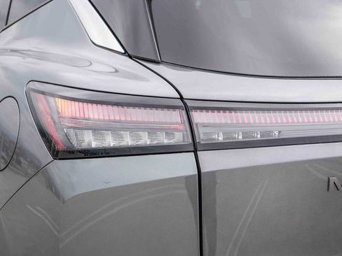 New 2026 Nissan Murano SV AWD/4WD image 9
