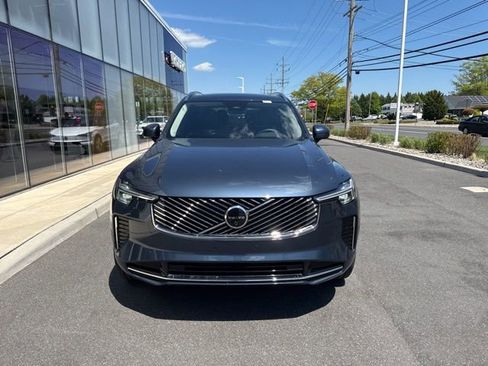 Certified 2025 Volvo XC90 B6 Plus AWD/4WD image 7