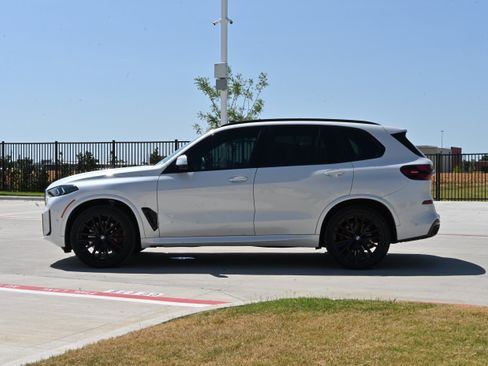 Used 2026 BMW X5 xDrive40i w/ Executive Package AWD/4WD image 6