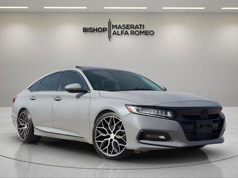 Used 2019 Honda Accord Touring image 1