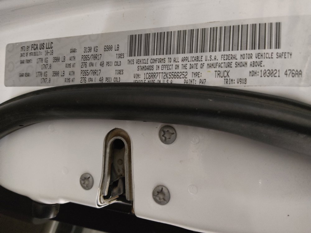 Used 2019 RAM 1500 Classic SLT AWD/4WD image 33