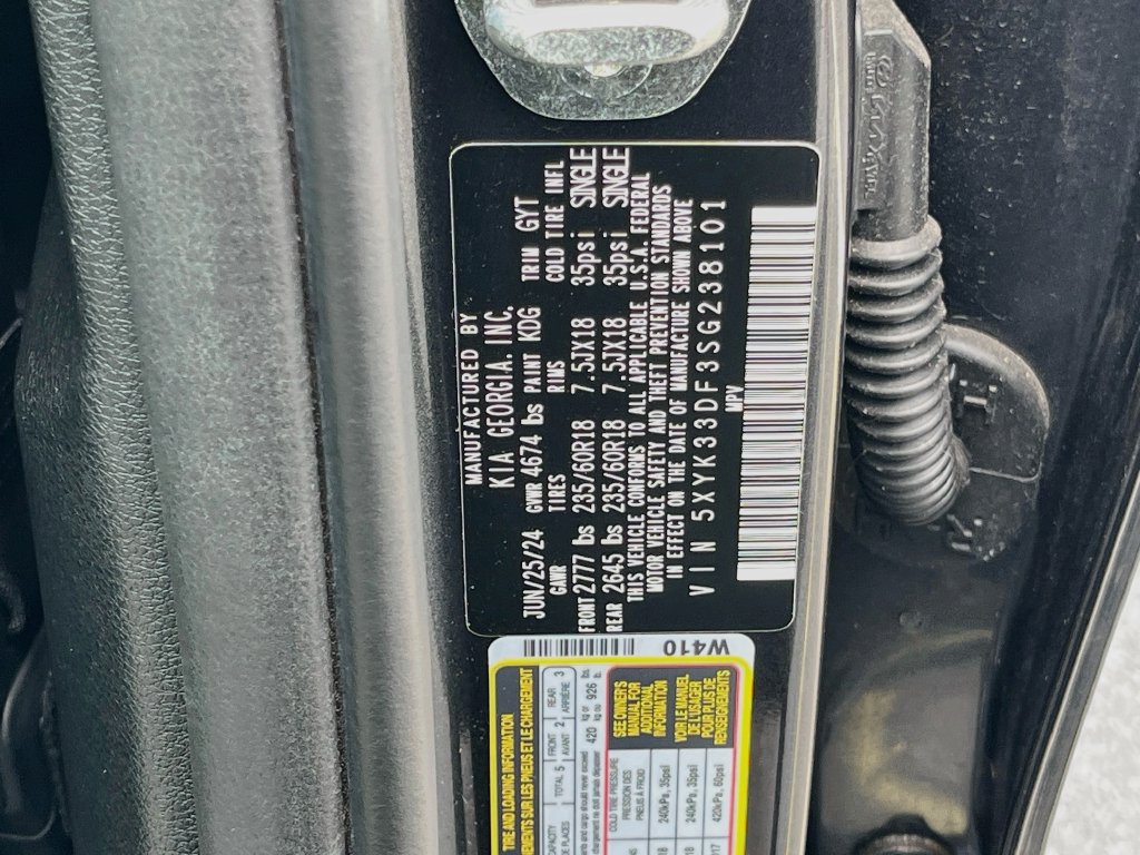 Used 2025 Kia Sportage EX FWD image 30