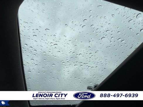 Used 2023 Honda Pilot Touring image 15