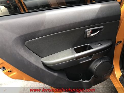 Used 2011 Kia Soul + w/ Audio Pkg FWD image 16
