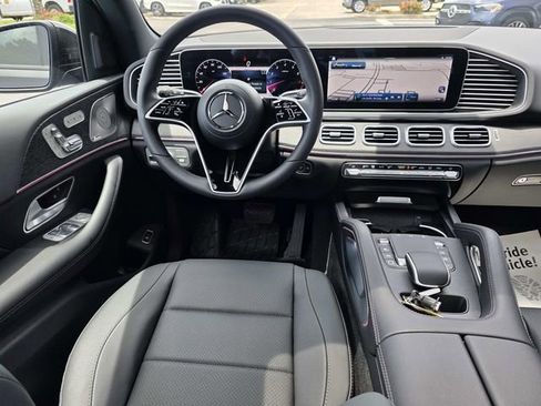 Certified 2025 Mercedes-Benz GLE 350 4MATIC image 9
