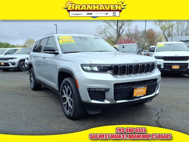Used 2023 Jeep Grand Cherokee L Limited AWD/4WD image 1