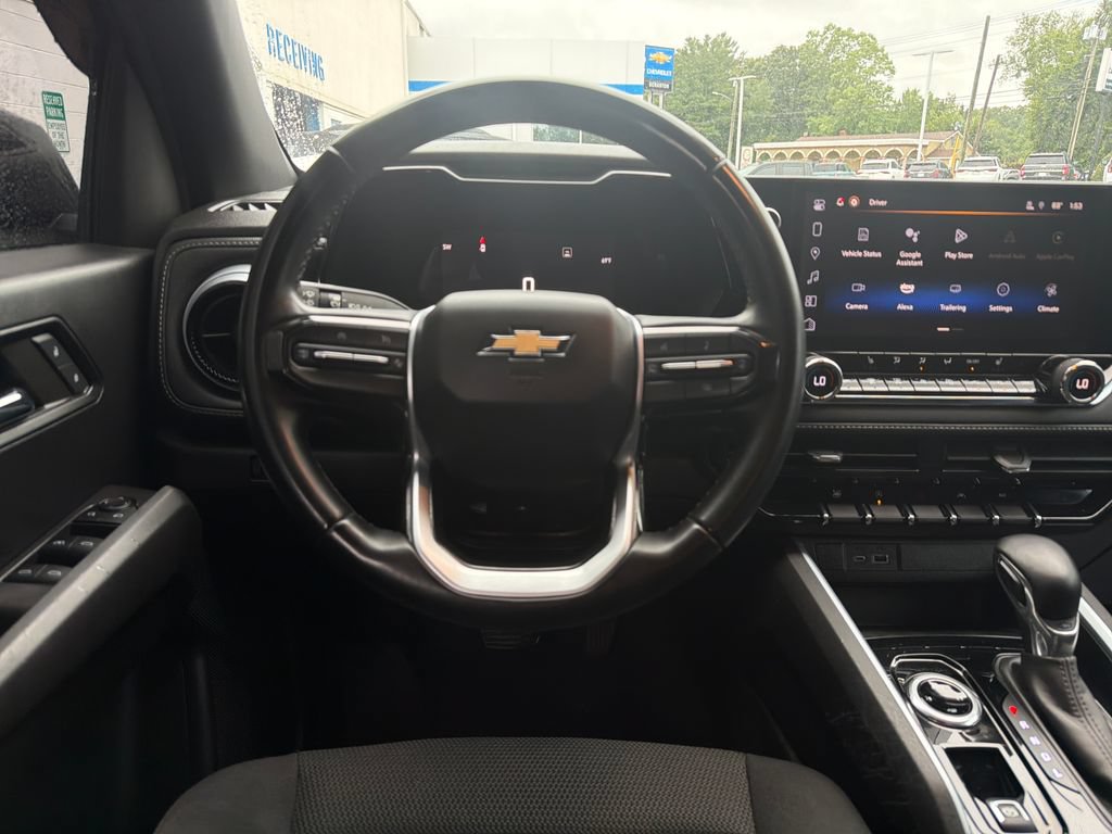 Used 2023 Chevrolet Colorado LT w/ LT Convenience Package II AWD/4WD image 13