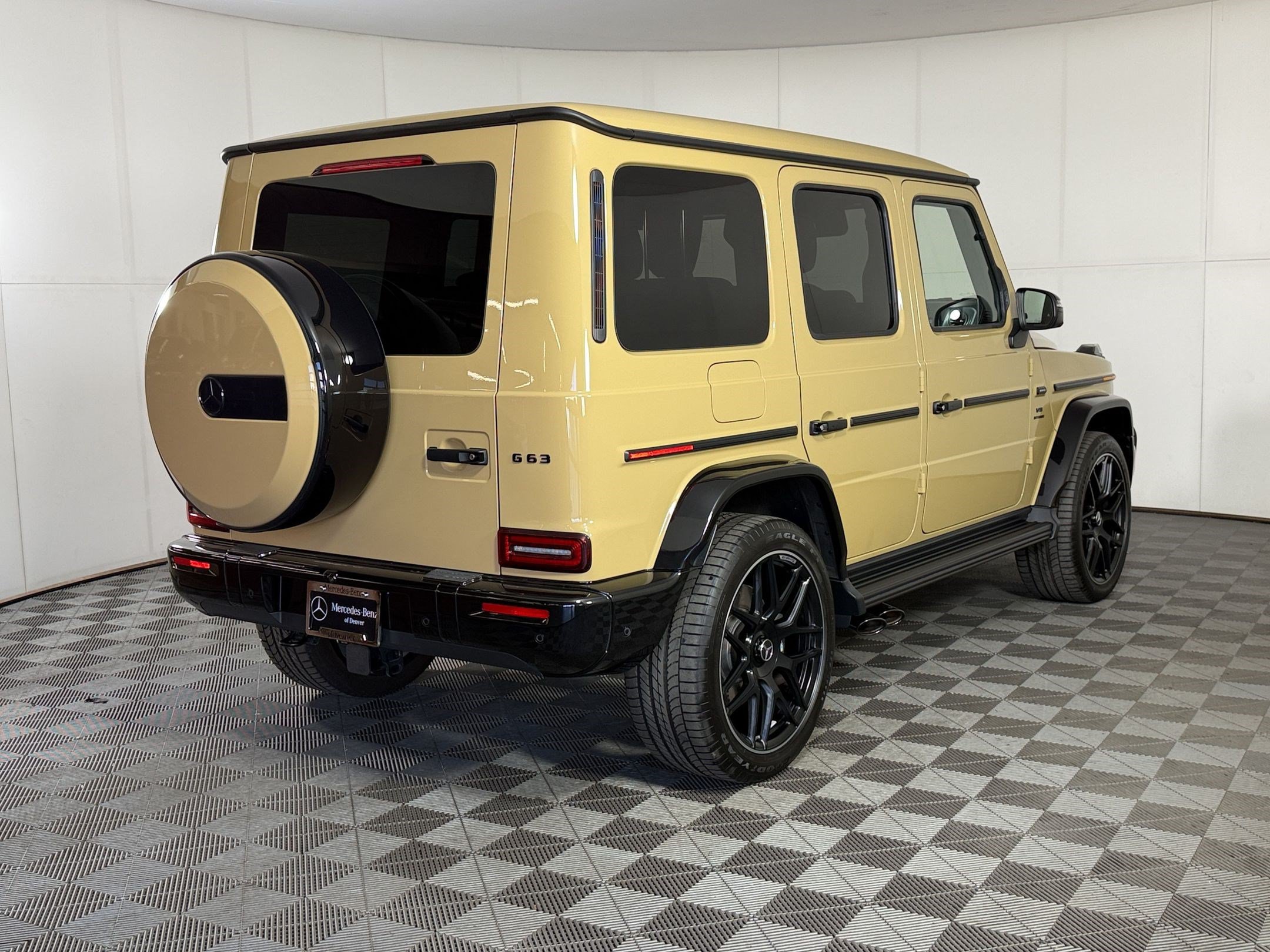 Certified 2025 Mercedes-Benz G 63 AMG 4MATIC image 9
