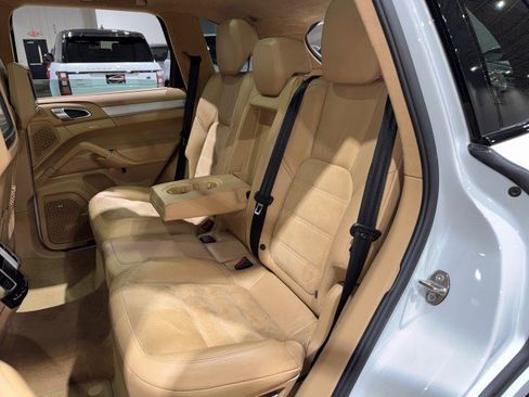 Used 2013 Porsche Cayenne GTS image 15