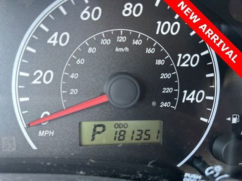 Used 2013 Toyota Corolla LE image 14