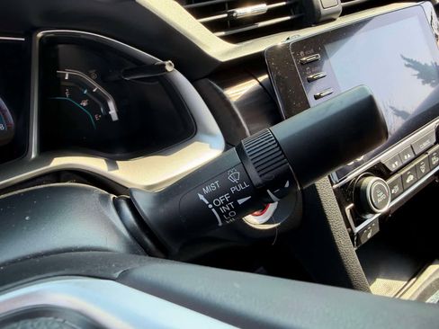 Used 2021 Honda Civic EX-L image 27