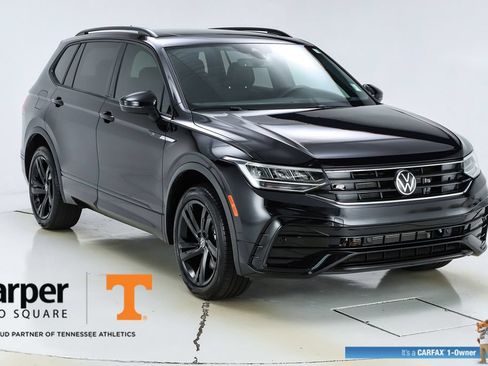 Used 2024 Volkswagen Tiguan SE R-Line FWD image 15
